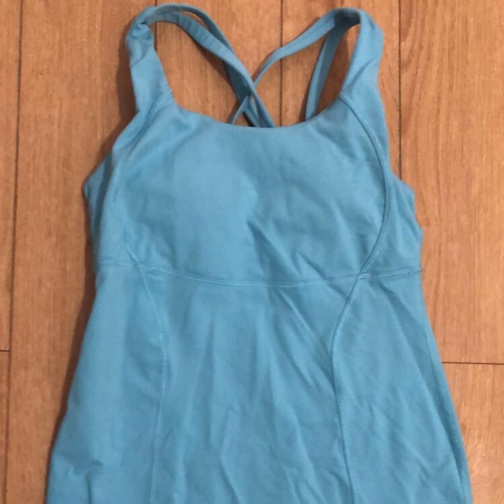 Lululemon tank top